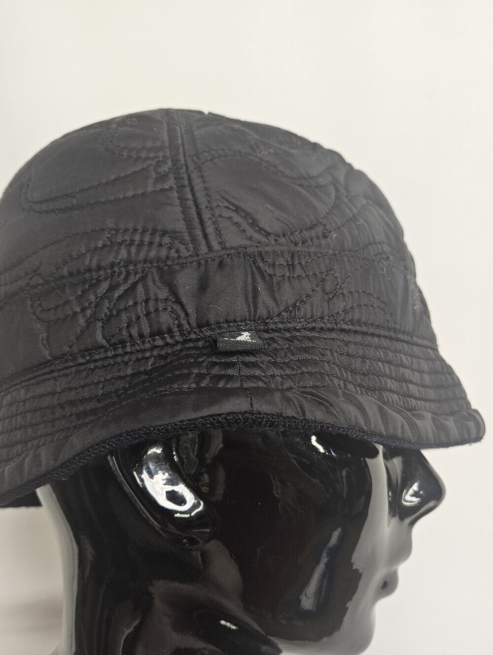 Kangol Blue Label Black Toosh Quilted Medium Brim Hat 100% Nylon